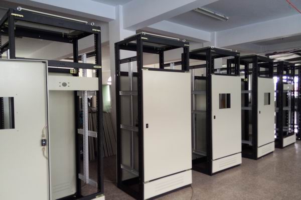 灵川控制箱-控制箱的合理布置方法